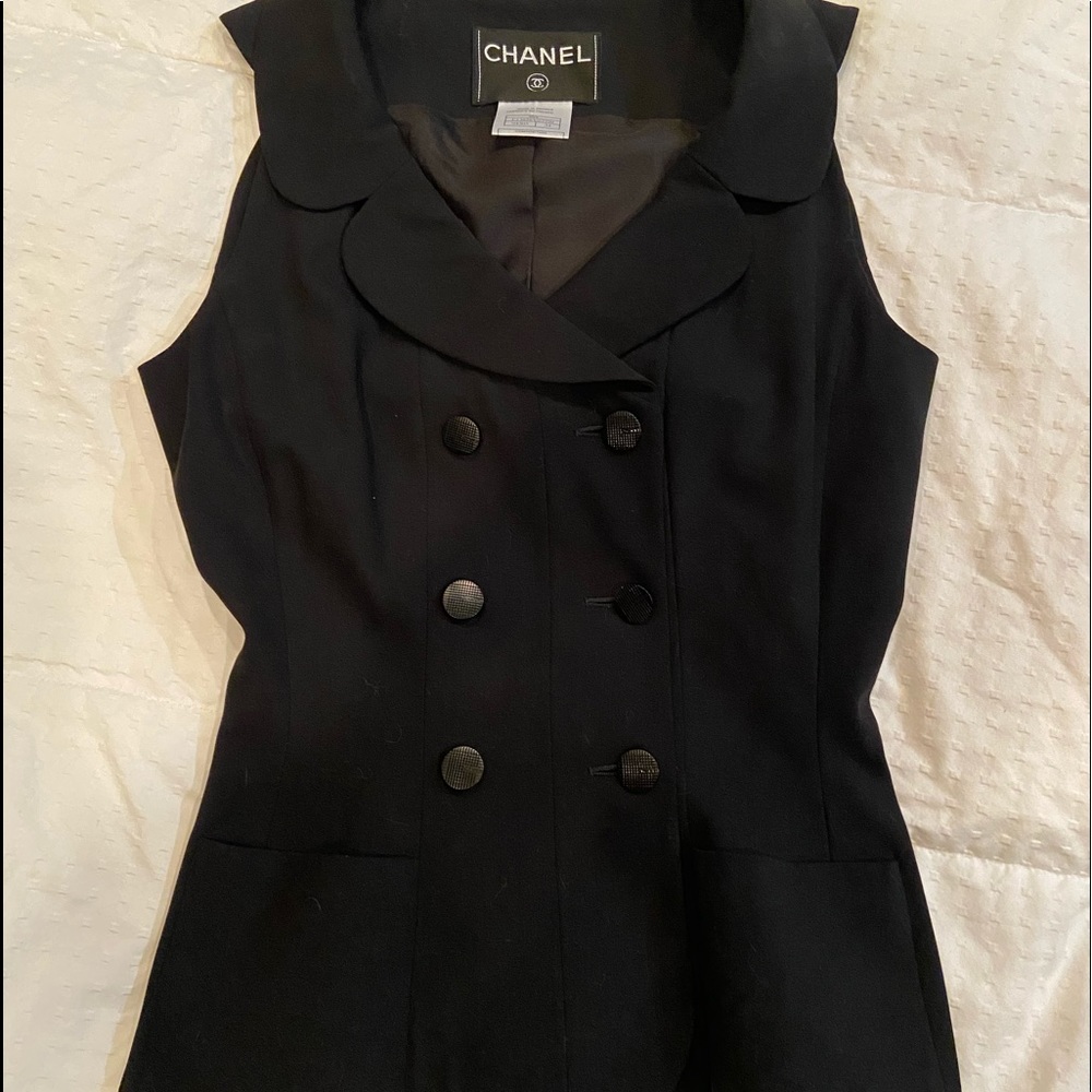 CHANEL black vest size 34